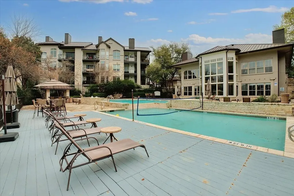6000 Shepherd Mountain Cove Austin TX 78730