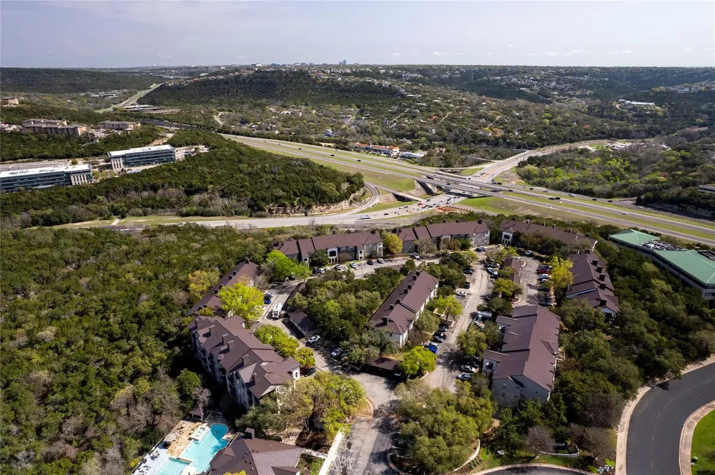 6000 Shepherd Mountain Cove Austin TX 78730