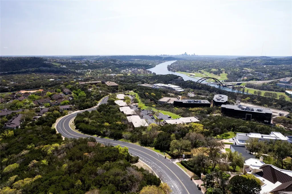 6000 Shepherd Mountain Cove Austin TX 78730