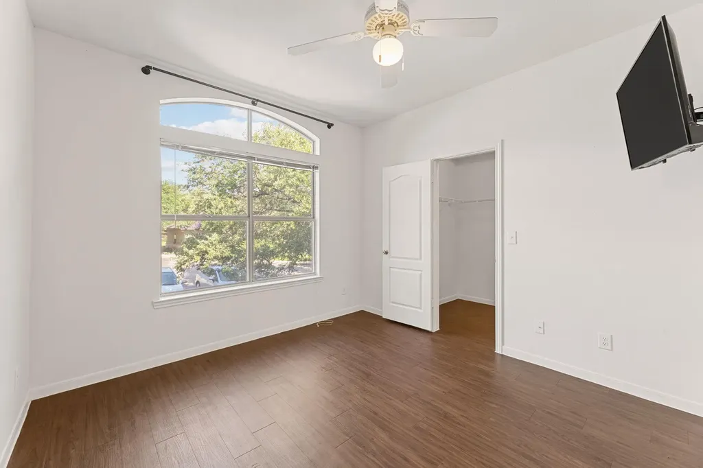 6000 Shepherd Mountain Cove Austin TX 78730
