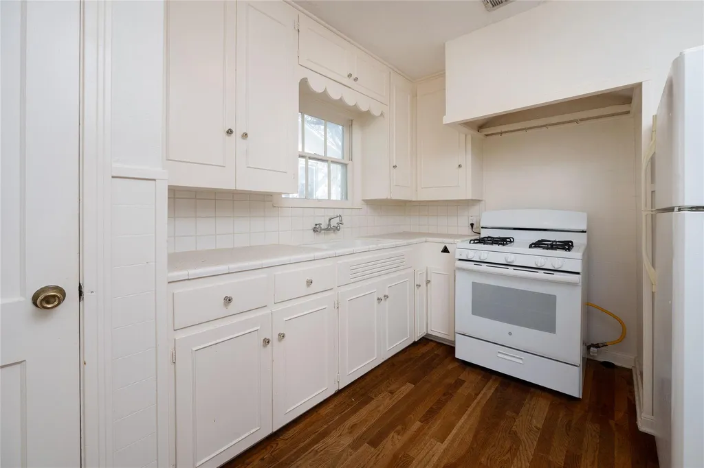 2107 Rabb Glen Street Austin TX 78704