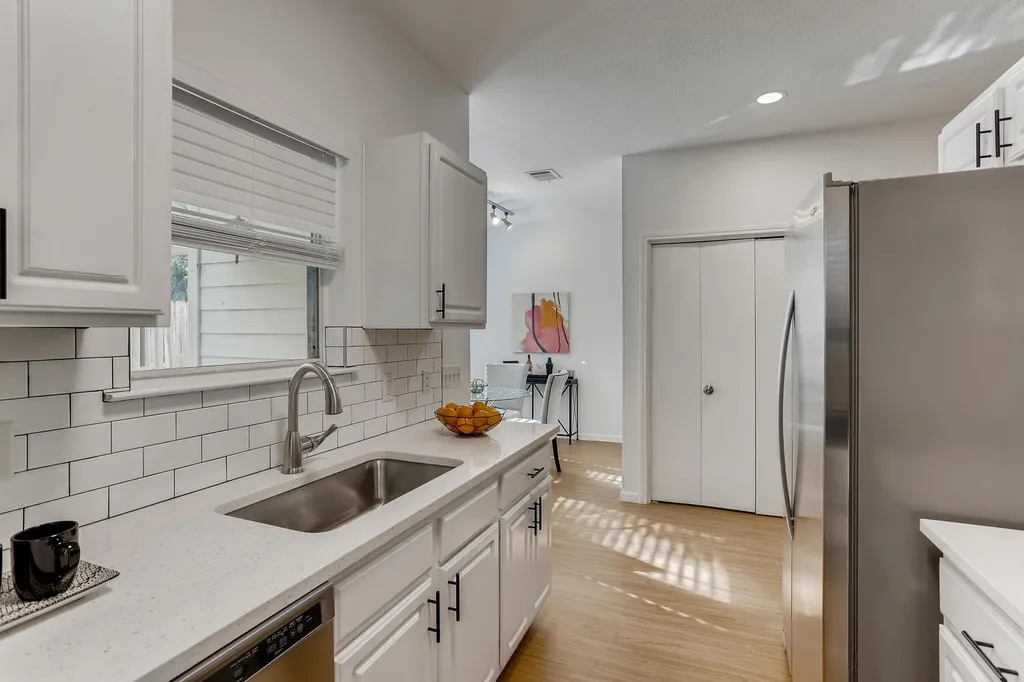 1206 Maple Avenue Austin TX 78702