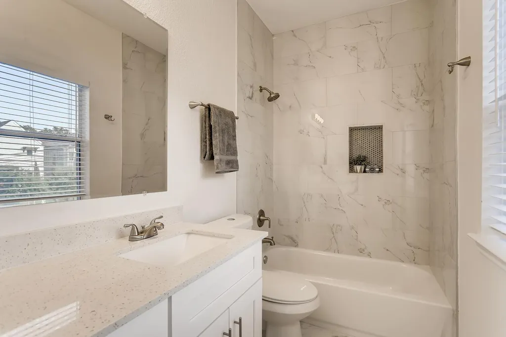 1206 Maple Avenue Austin TX 78702