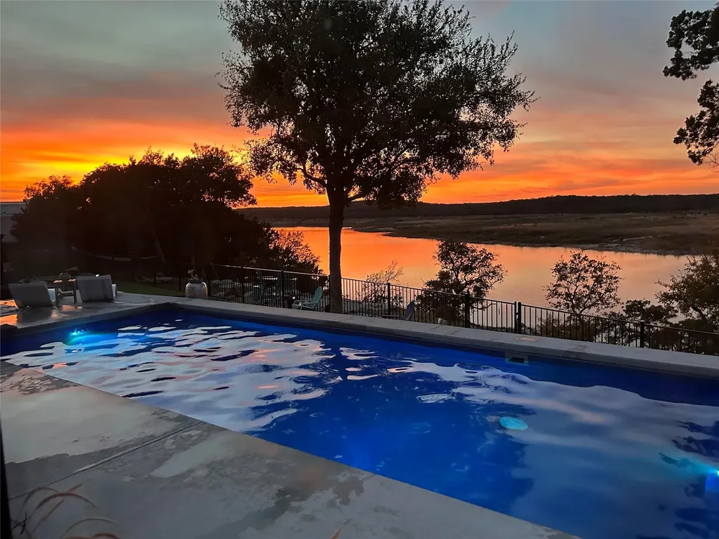 5104 Canyon Oaks Drive Lago Vista TX 78645