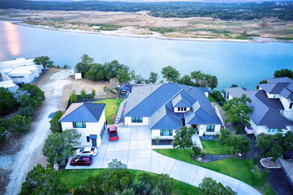 5104 Canyon Oaks Drive Lago Vista TX 78645