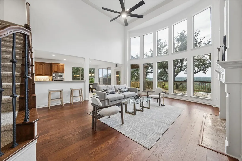 7332 Covered Bridge Drive Austin TX 78736