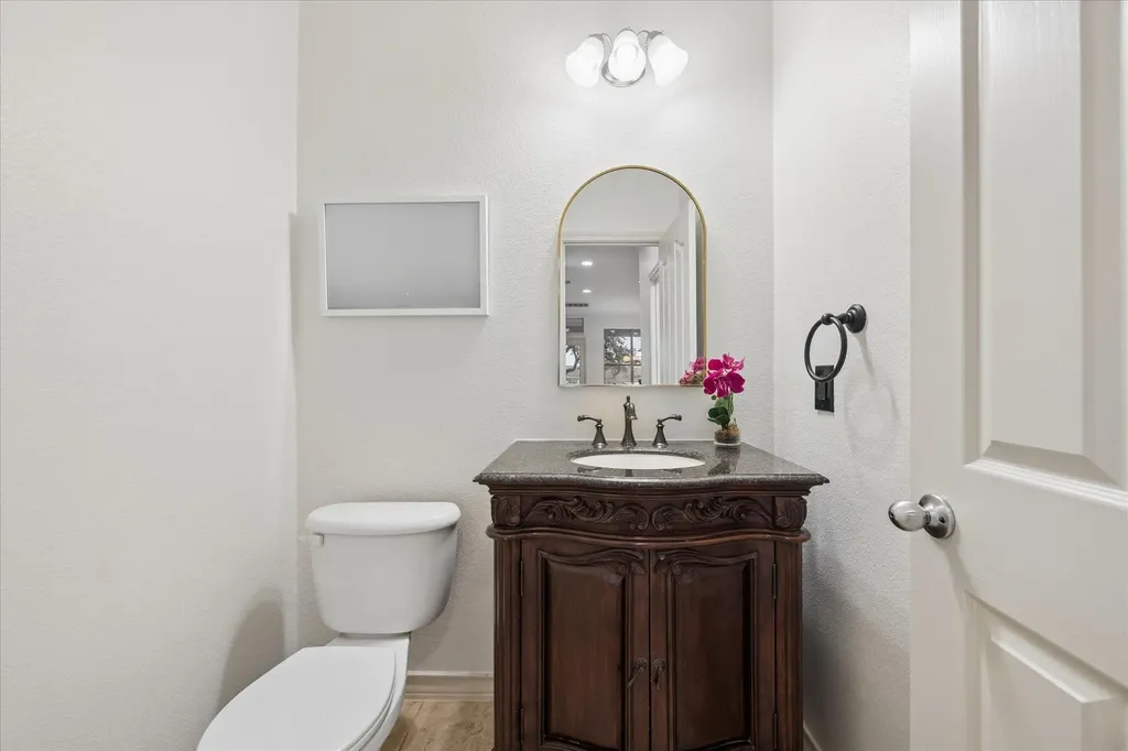 7332 Covered Bridge Drive Austin TX 78736