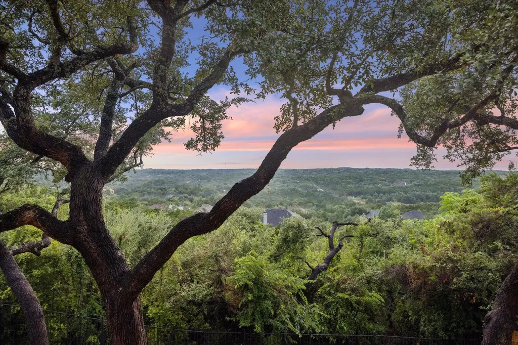 7332 Covered Bridge Drive Austin TX 78736