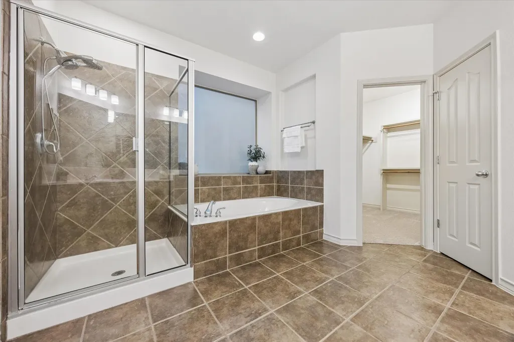 7332 Covered Bridge Drive Austin TX 78736