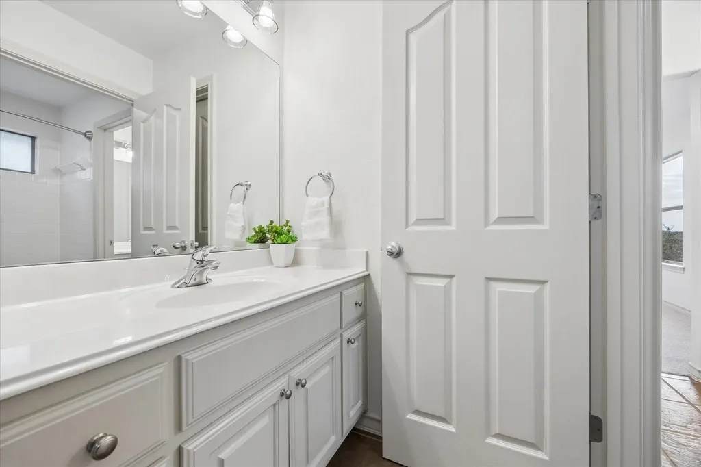 7332 Covered Bridge Drive Austin TX 78736