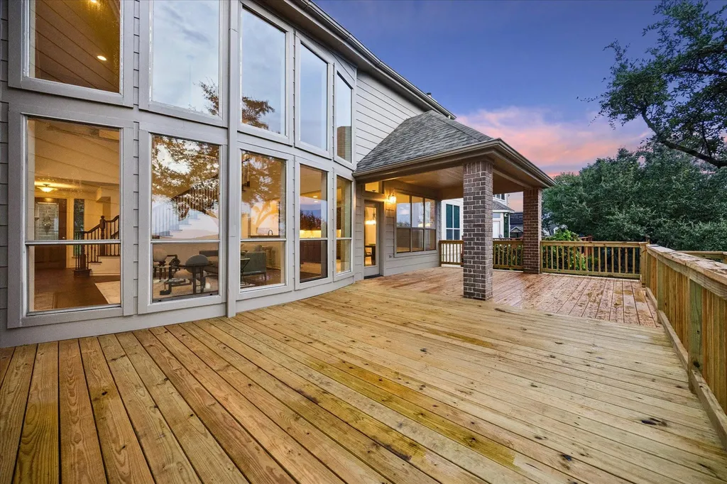 7332 Covered Bridge Drive Austin TX 78736