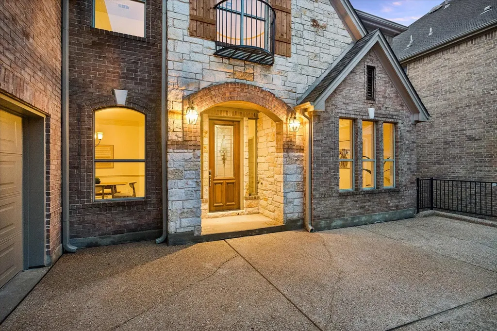 7332 Covered Bridge Drive Austin TX 78736