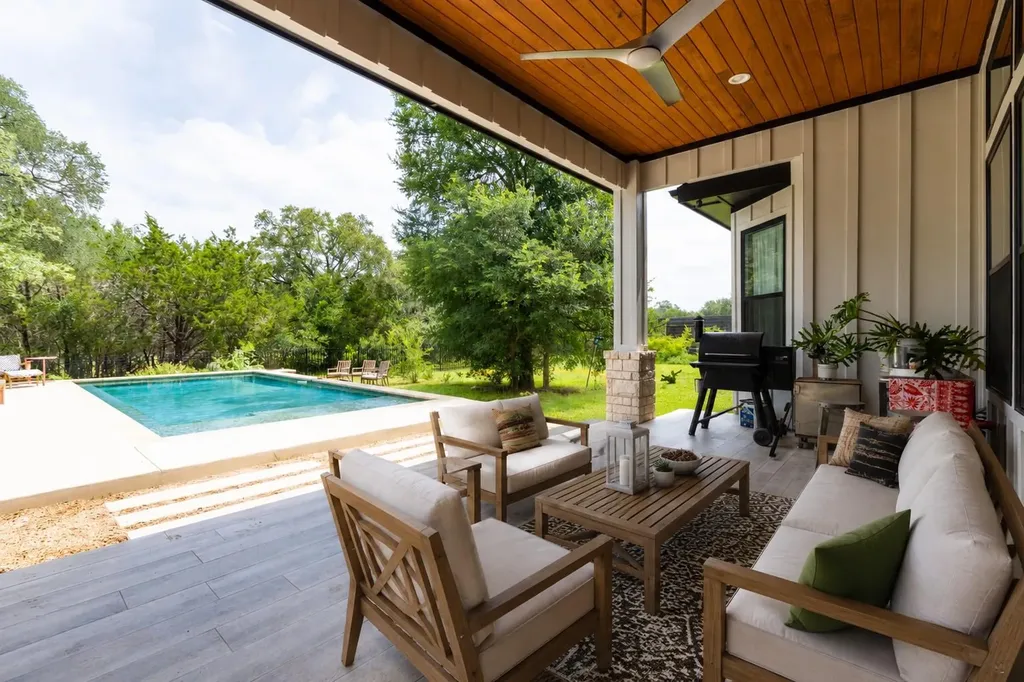 410 Woodland Oaks Trail Buda TX 78610