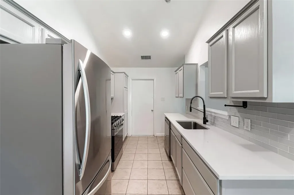 8505 Mayview Drive Austin TX 78724