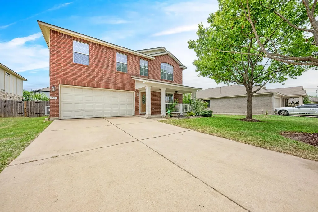 913 Whitley Drive Leander TX 78641