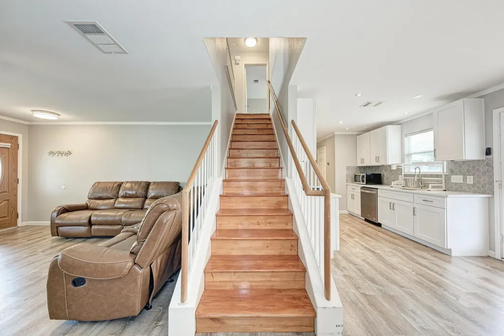 913 Whitley Drive Leander TX 78641