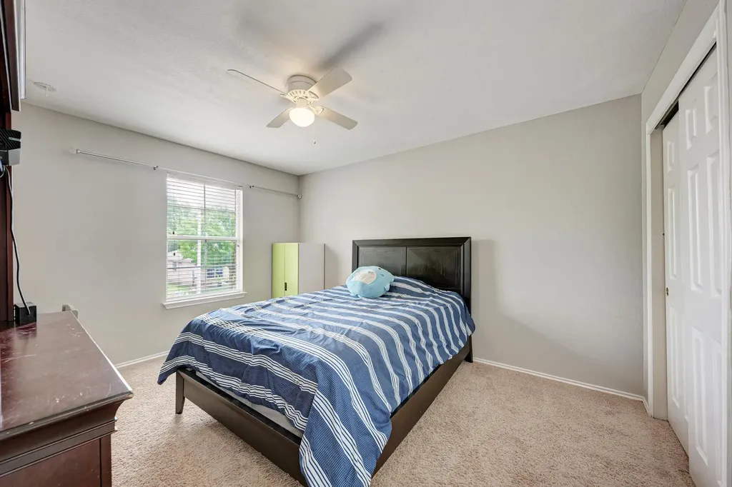 913 Whitley Drive Leander TX 78641