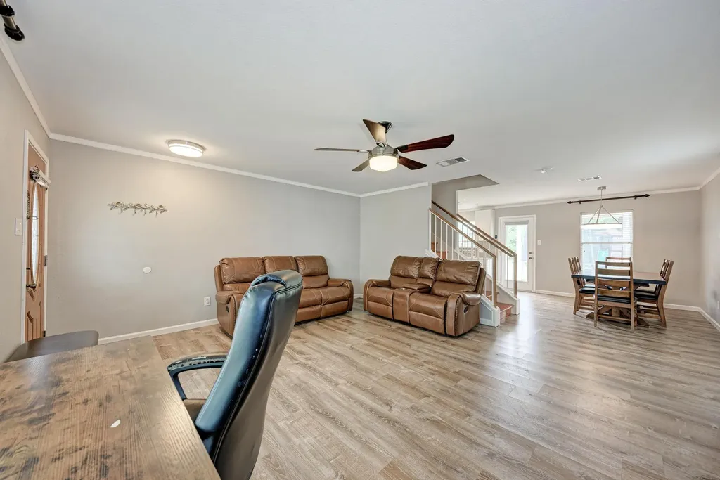 913 Whitley Drive Leander TX 78641