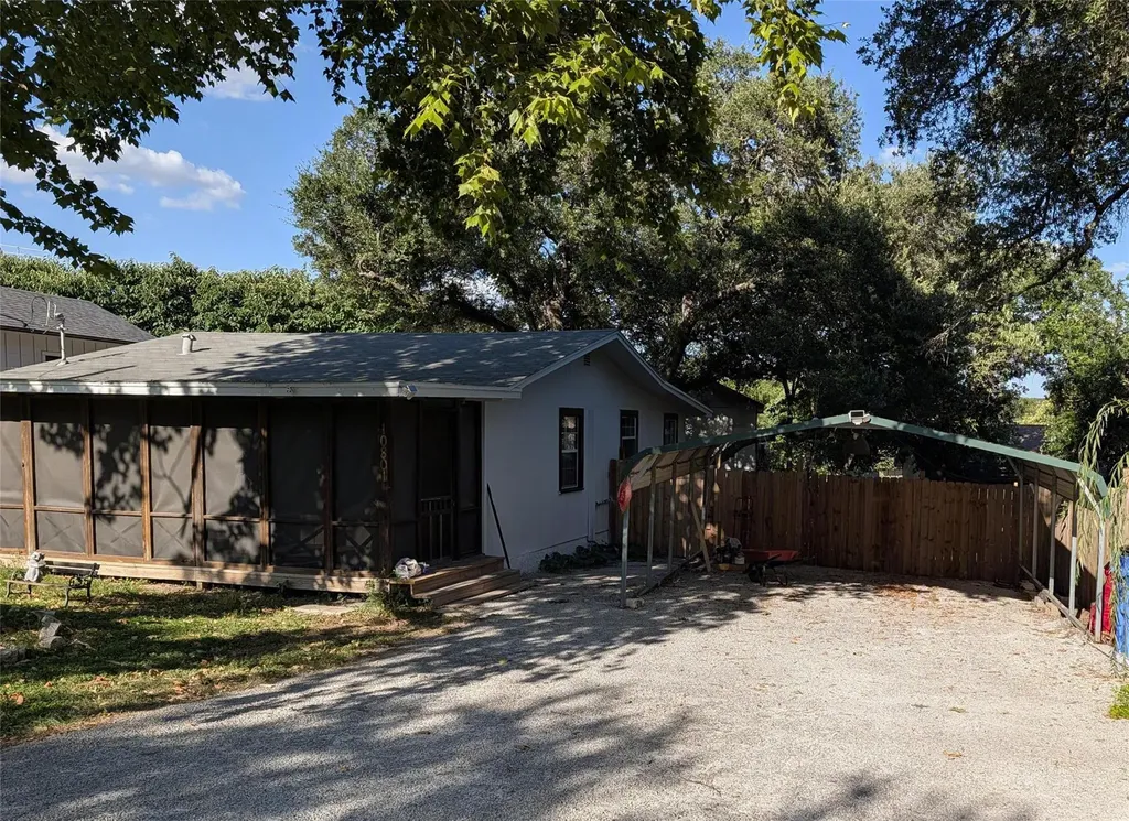 10801 W Lakeview Drive Jonestown TX 78645