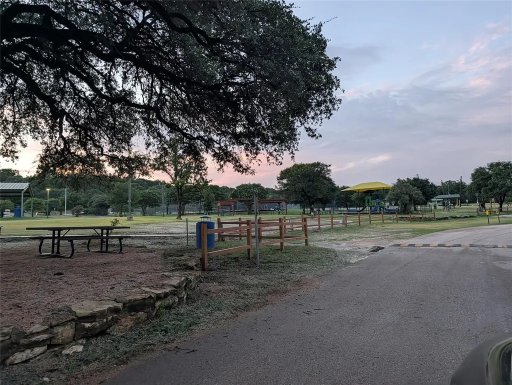 10801 W Lakeview Drive Jonestown TX 78645
