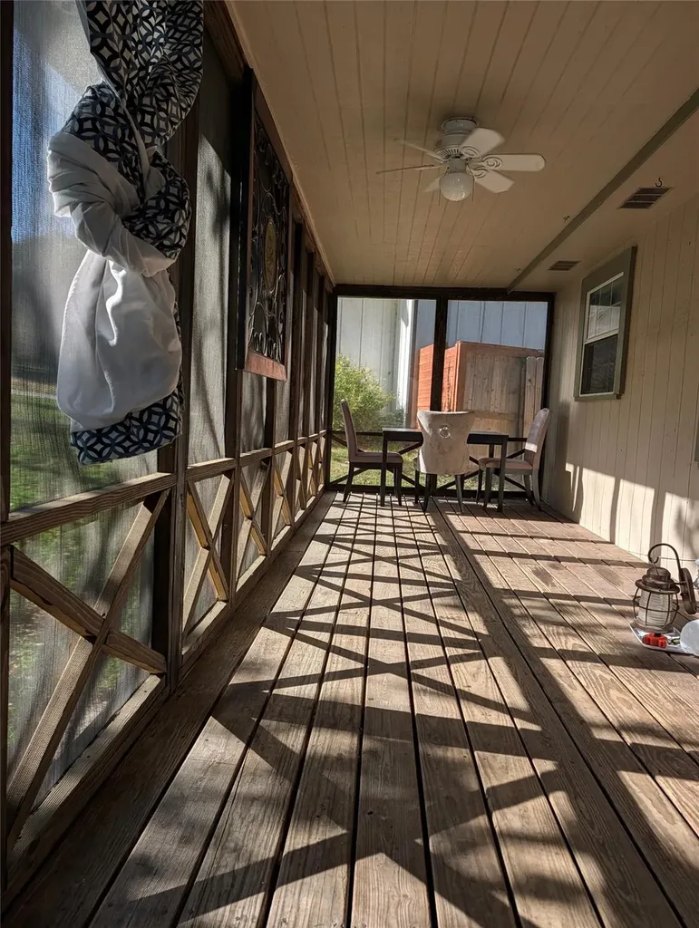 10801 W Lakeview Drive Jonestown TX 78645