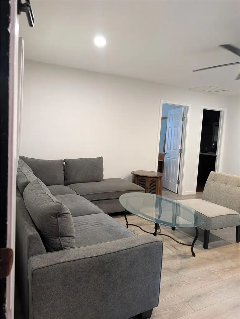 10801 W Lakeview Drive Jonestown TX 78645