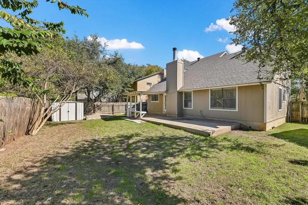 6808 Luckenbach Lane Austin TX 78729