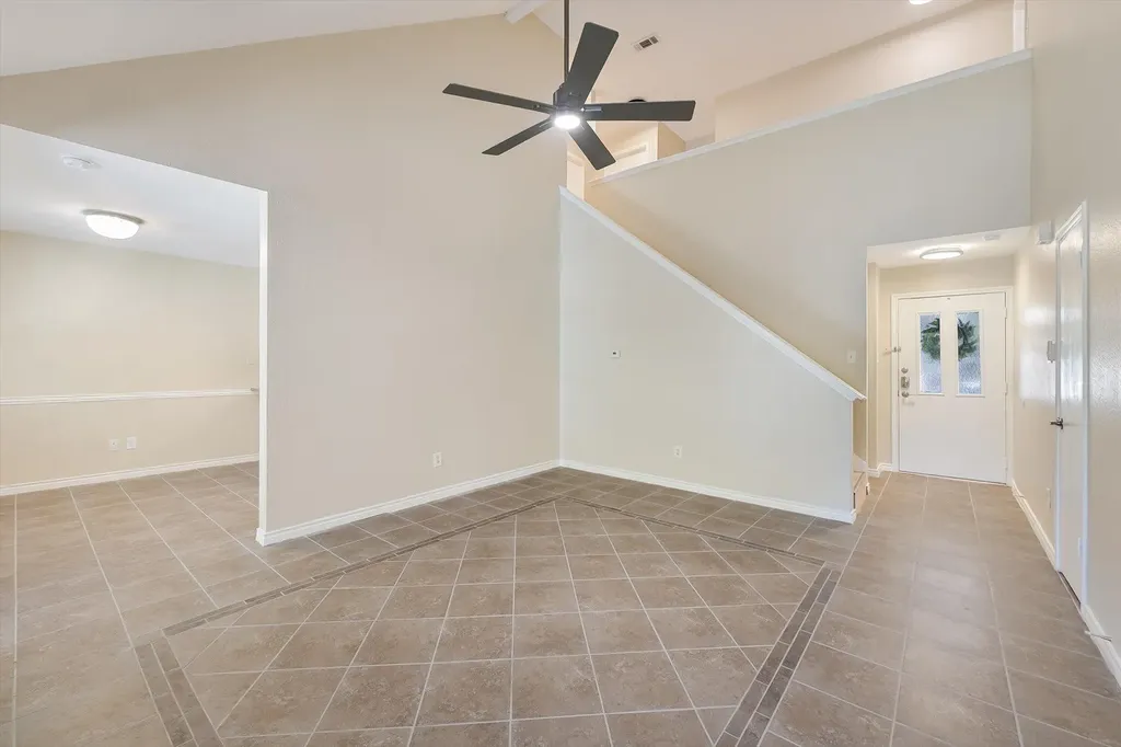 6808 Luckenbach Lane Austin TX 78729