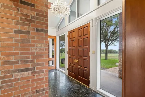 1931 Bruno Road Schulenburg TX 78956