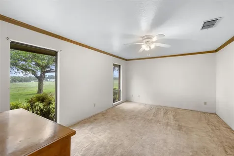 1931 Bruno Road Schulenburg TX 78956