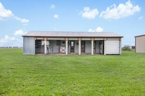 1931 Bruno Road Schulenburg TX 78956
