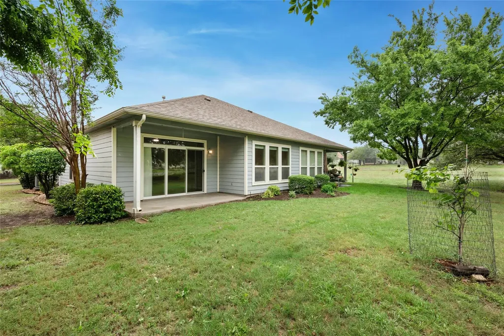 111 Hampton Circle Georgetown TX 78633