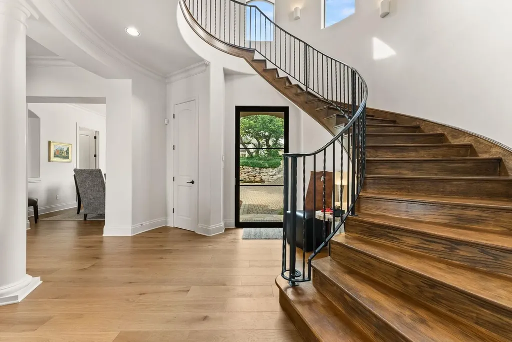 2300 Barton Creek Boulevard Austin TX 78735