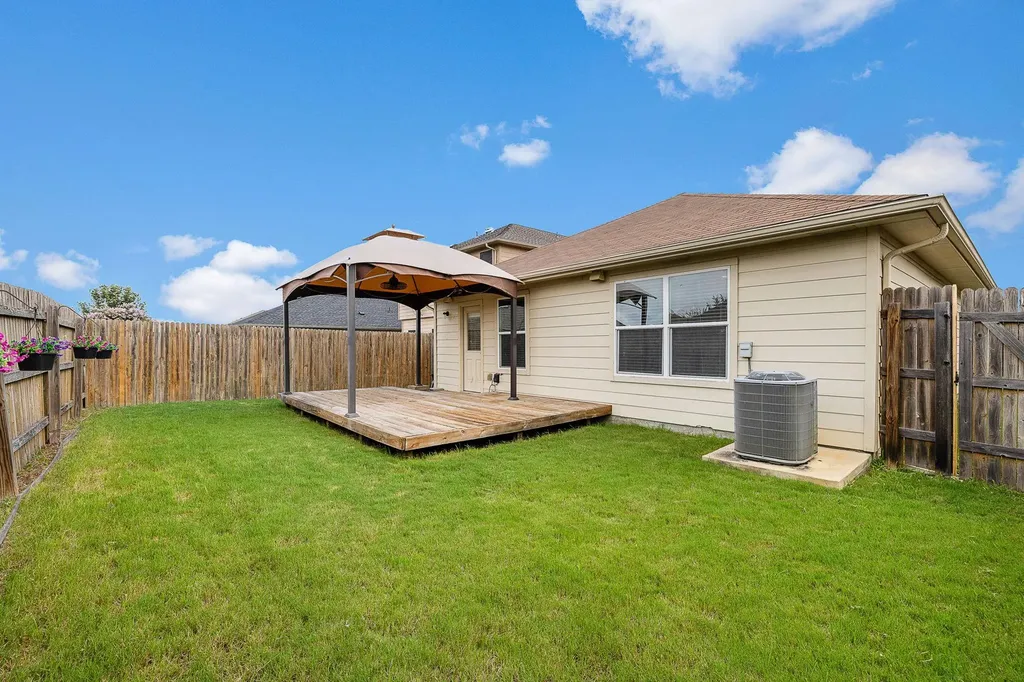 12105 Jamie Drive Manor TX 78653