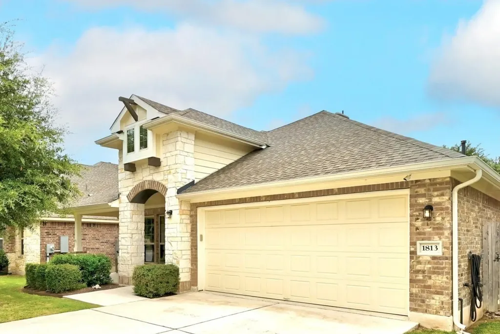 1813 Chickasaw Run Leander TX 78641