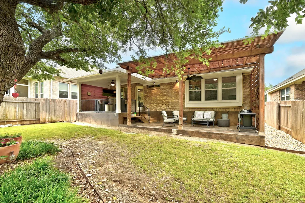 1813 Chickasaw Run Leander TX 78641
