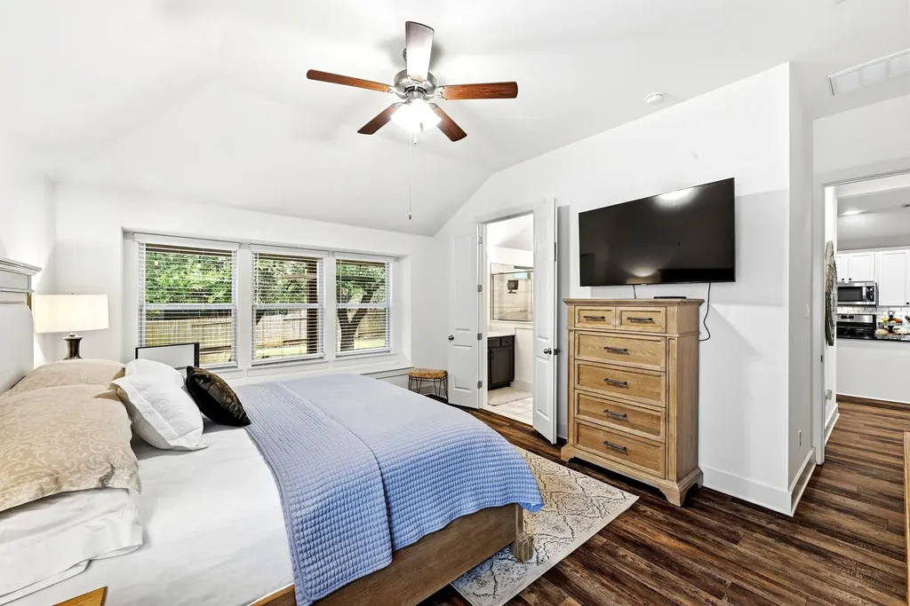 1813 Chickasaw Run Leander TX 78641