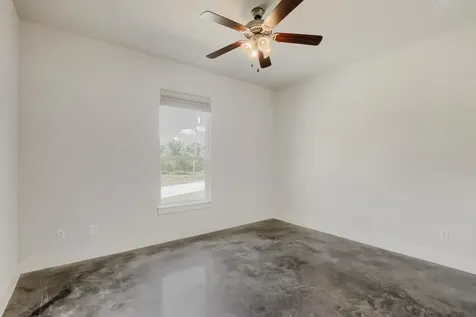 20401 Siesta Shores Drive Spicewood TX 78669