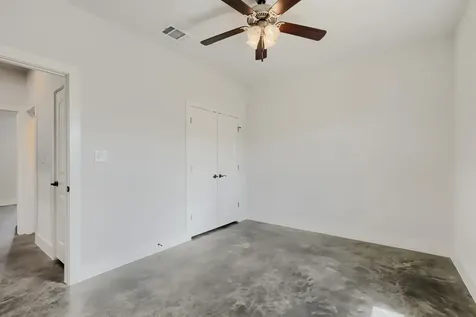 20401 Siesta Shores Drive Spicewood TX 78669