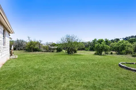 20401 Siesta Shores Drive Spicewood TX 78669