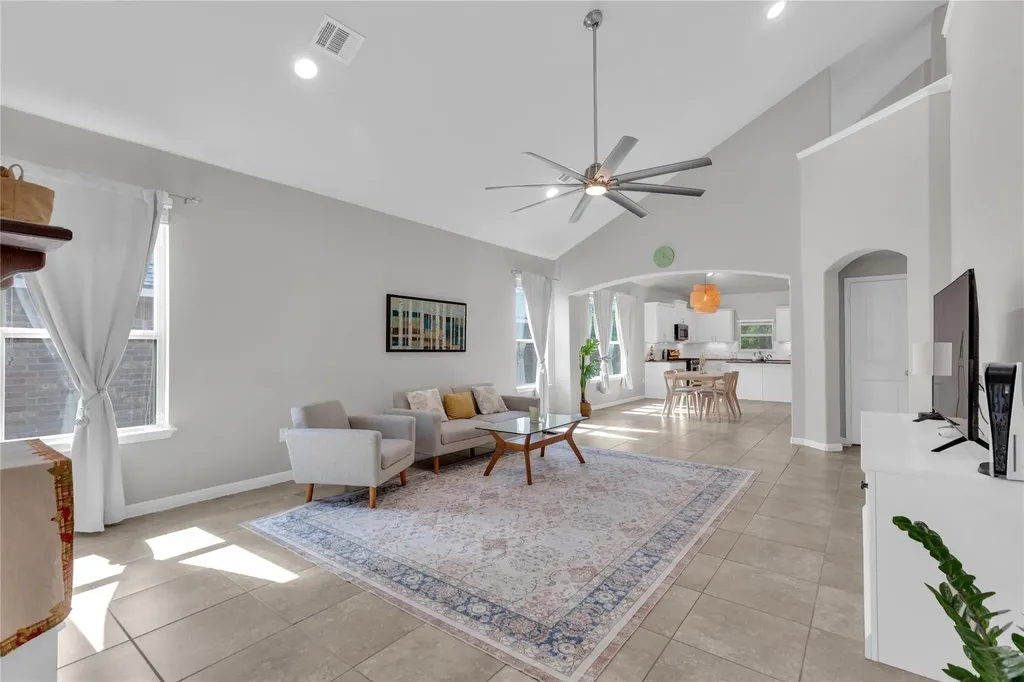 721 Schefer Street Leander TX 78641