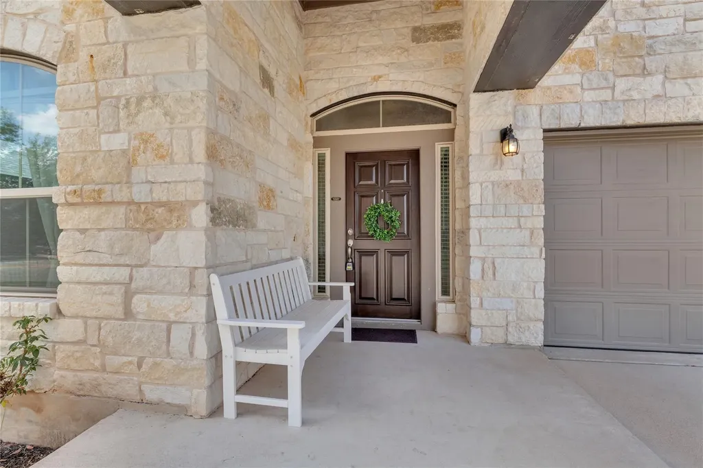 721 Schefer Street Leander TX 78641
