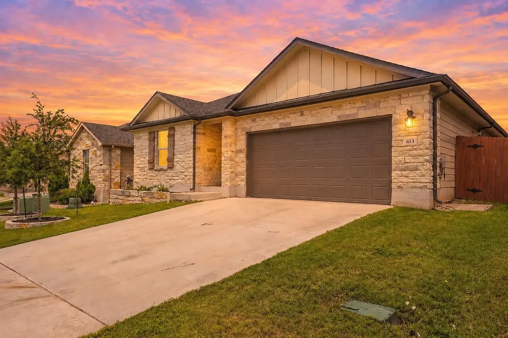 613 Wild Spur Lane Liberty Hill TX 78642