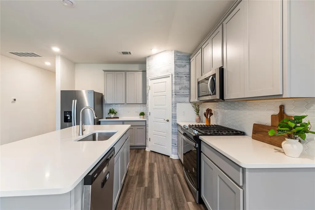 613 Wild Spur Lane Liberty Hill TX 78642