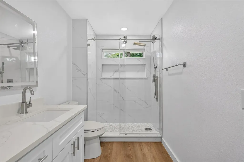 6702 Roseborough Drive Austin TX 78747