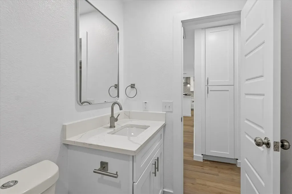 6702 Roseborough Drive Austin TX 78747