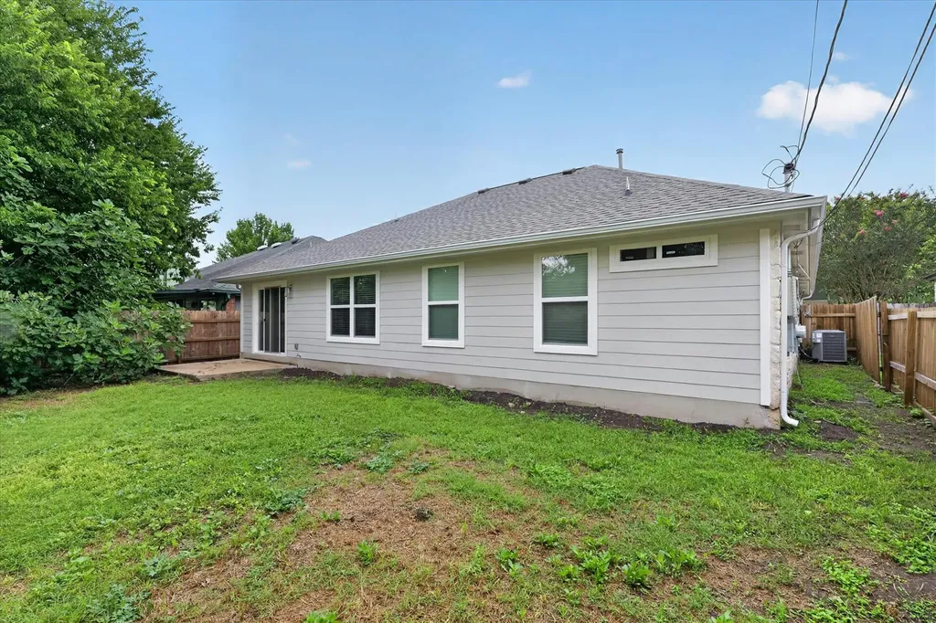 6702 Roseborough Drive Austin TX 78747