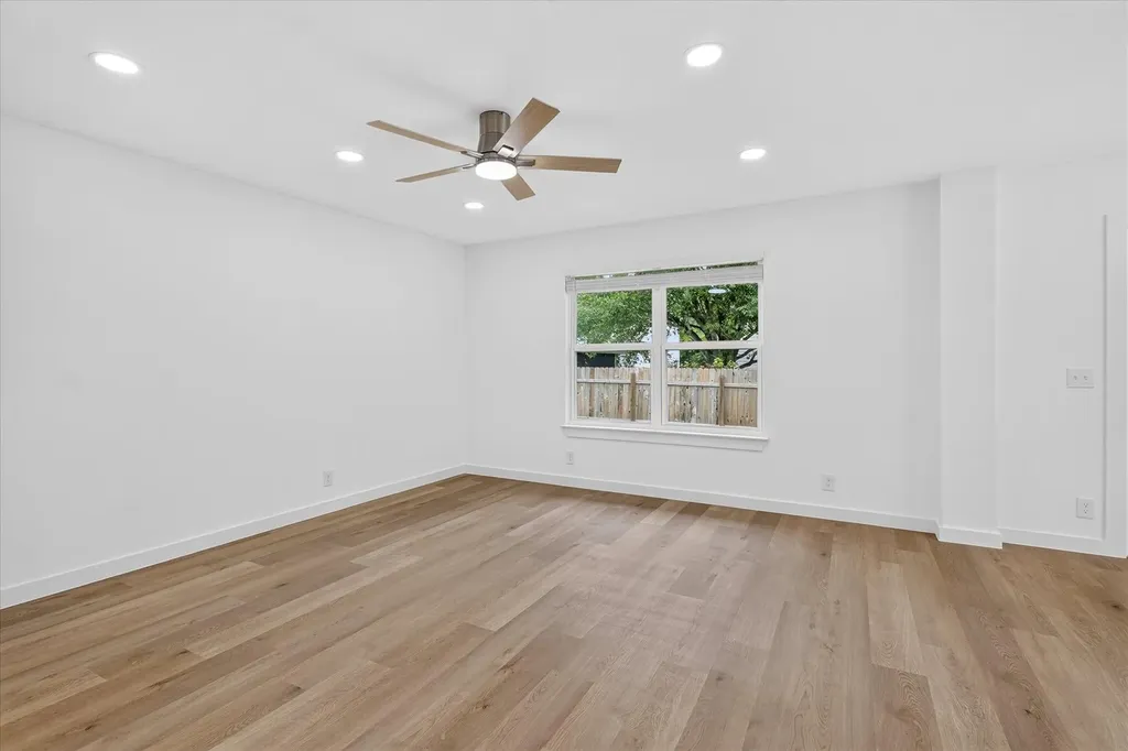 6702 Roseborough Drive Austin TX 78747