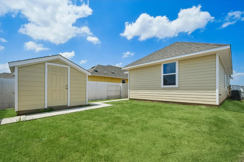 171 Cider Creek Drive Elgin TX 78621