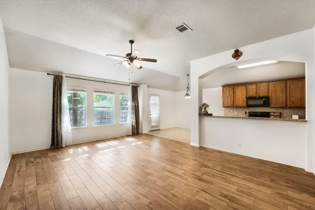 19009 Leigh Lane Pflugerville TX 78660
